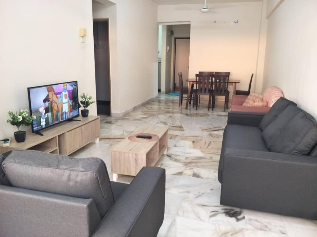 بورت ديكسون Sharaa Seaview Apartment المظهر الخارجي الصورة